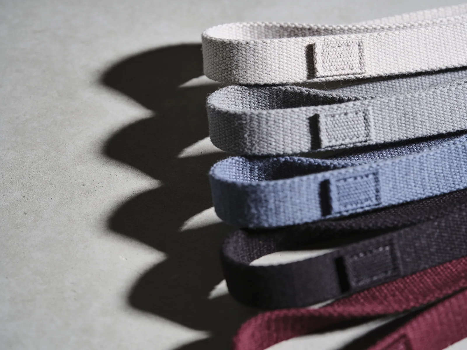 Fabric Loop Set — Five woven loops, light to extra-heavy. Latex-free.